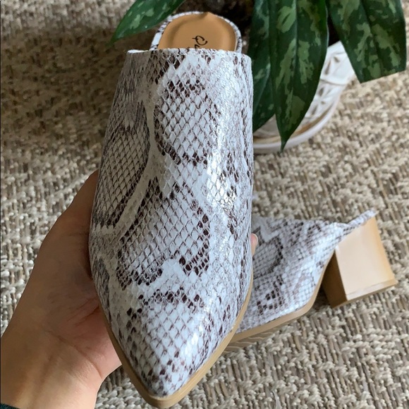 Block heel mule - Picture 2 of 5